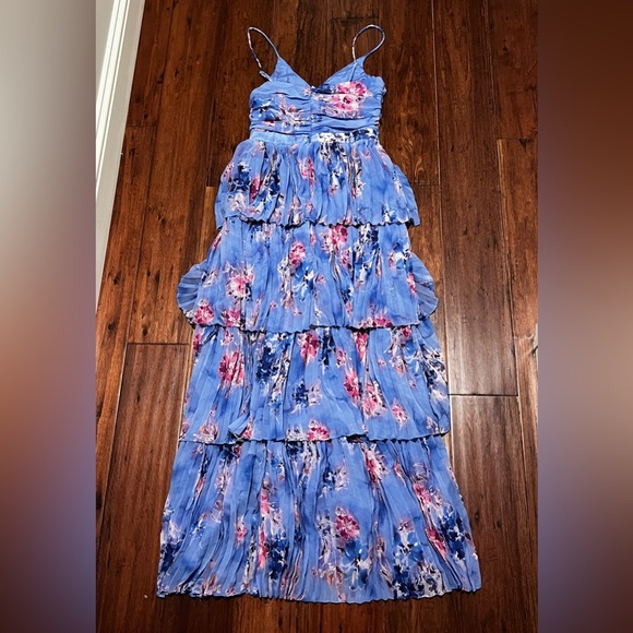 Astr Daytona Pleated Floral Tiered Maxi Dress in Blue & Pink Small $180- - Picture 15 of 15